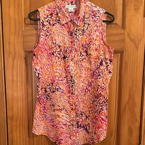Liz Claiborne abstract blouse in great condition